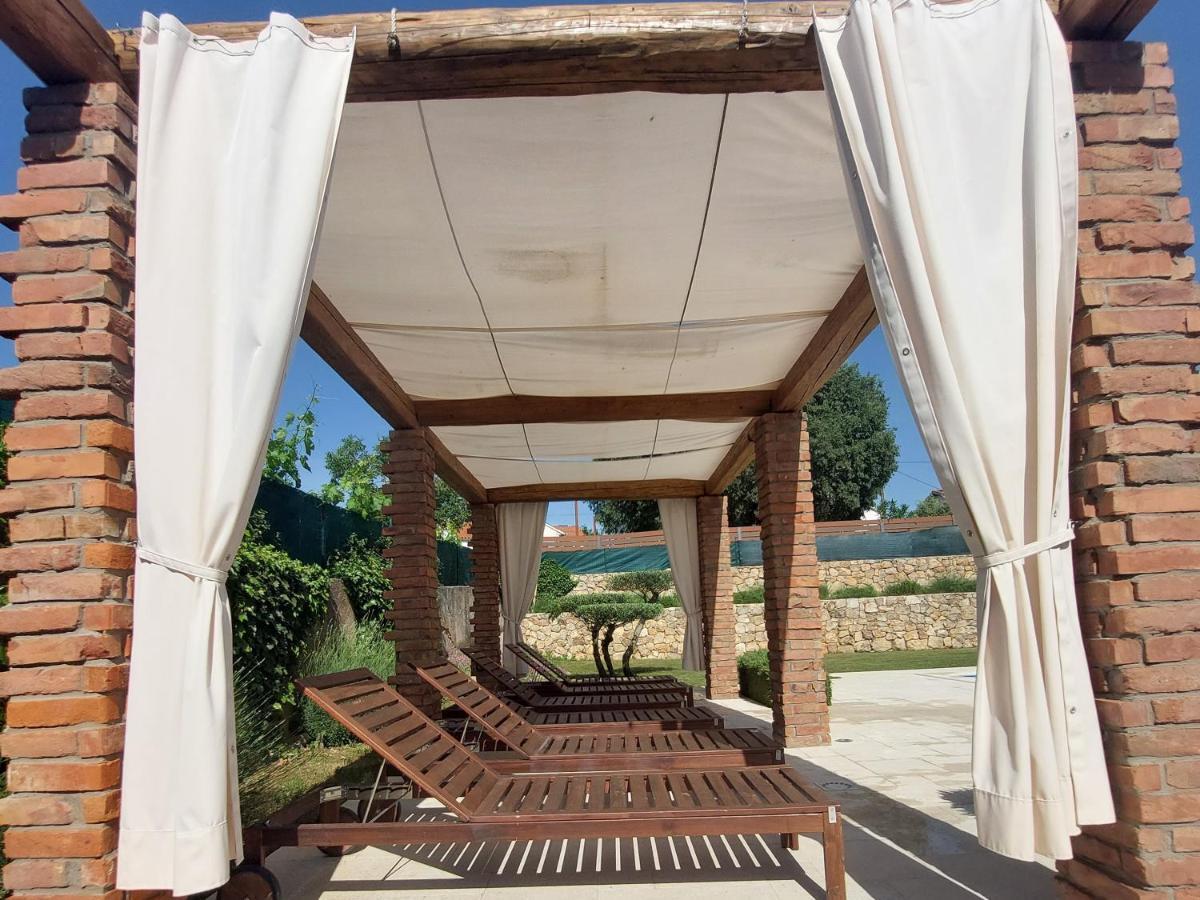 Villa Campiello Heated Pool Vrbnik Bagian luar foto